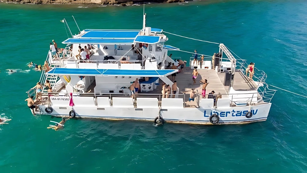 Búzios Catamarán (desde Río)