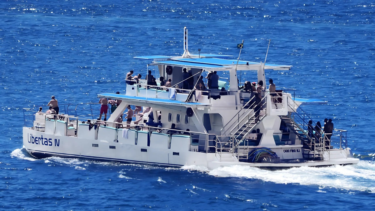 Búzios Catamarán (desde Río)