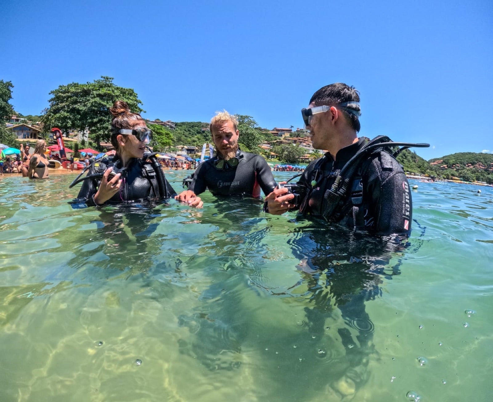 Buceo con cilindro y almuerzo — Vive Brasil