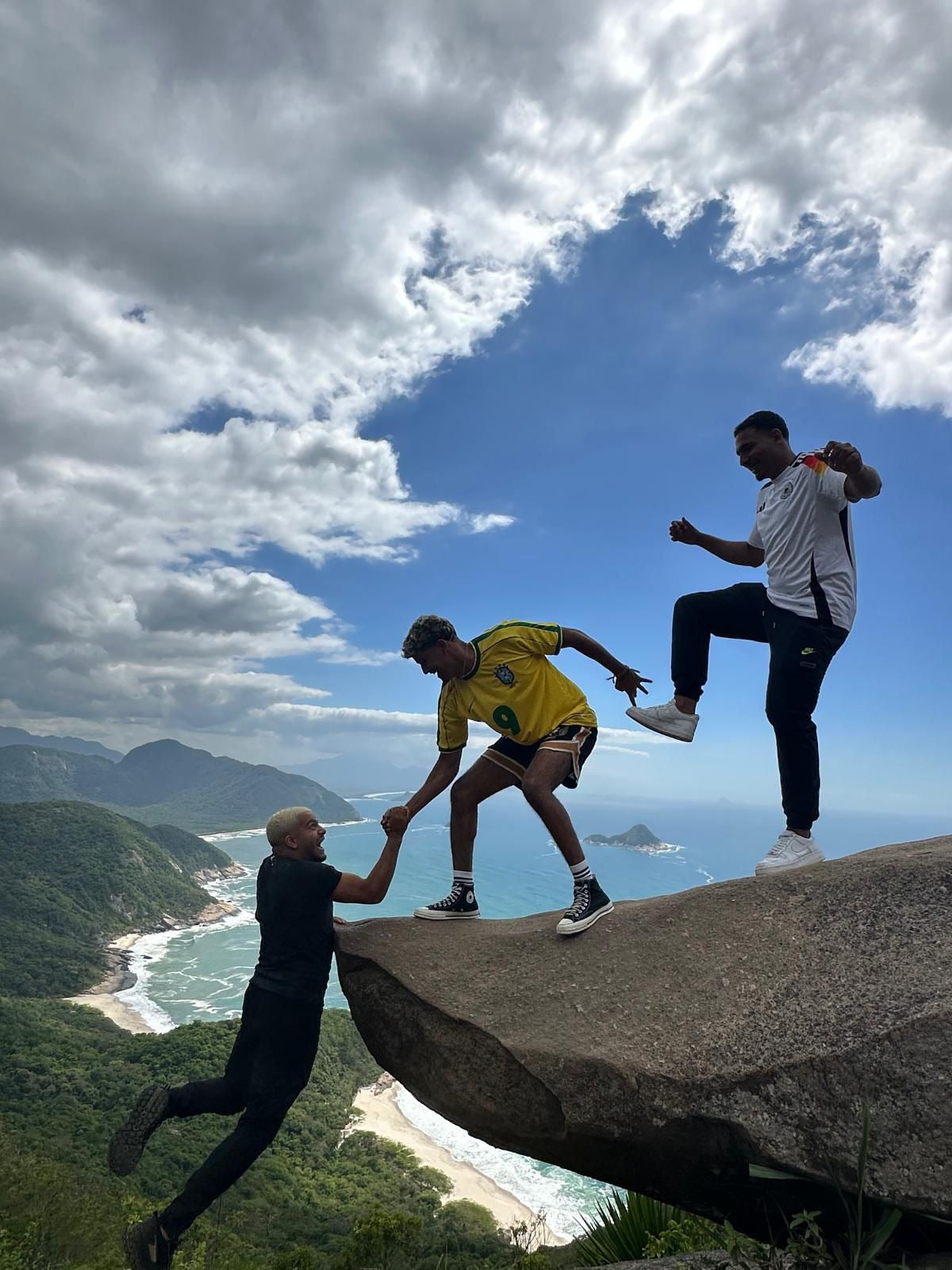 Pedra do Telégrafo Express — Vive Brasil