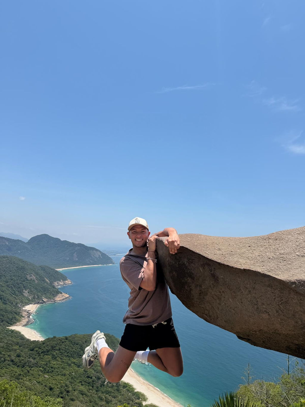 Pedra do Telégrafo Express — Vive Brasil