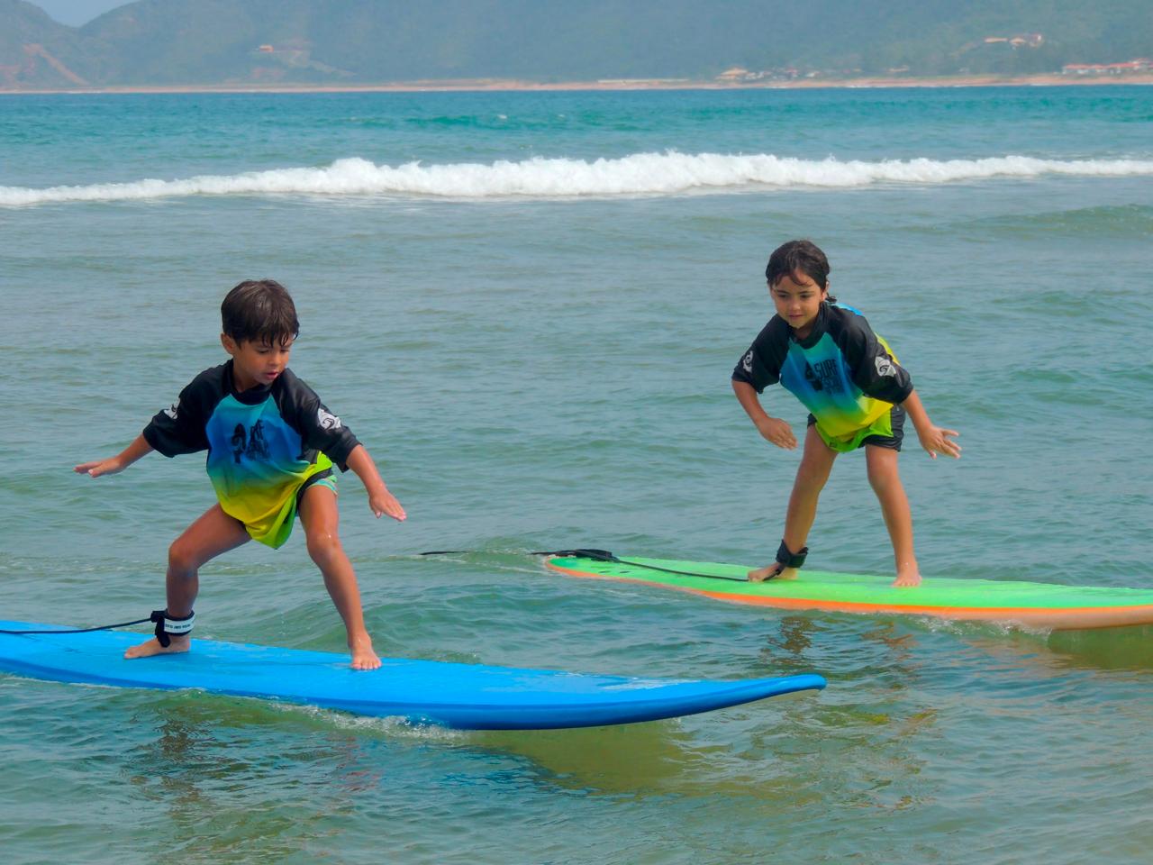 Tu primera ola — clase de surf en Búzios