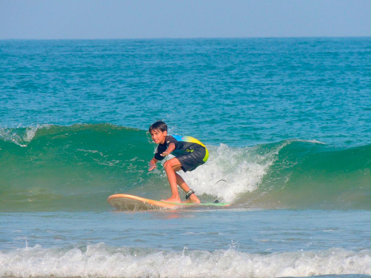 Tu primera ola — clase de surf en Búzios