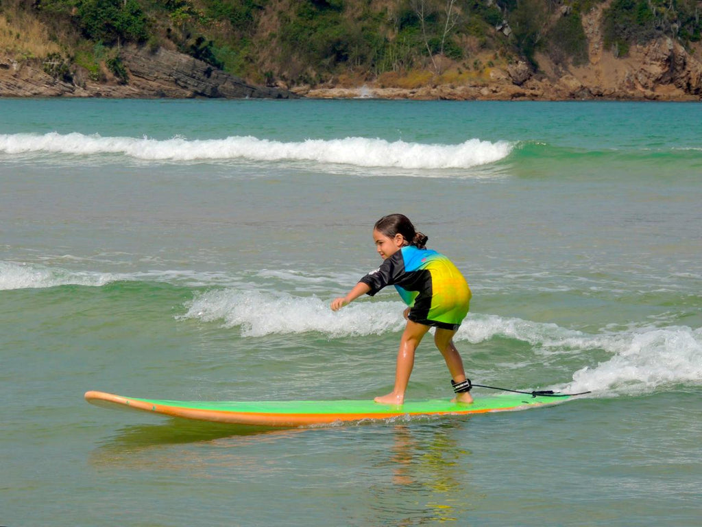 Tu primera ola — clase de surf en Búzios
